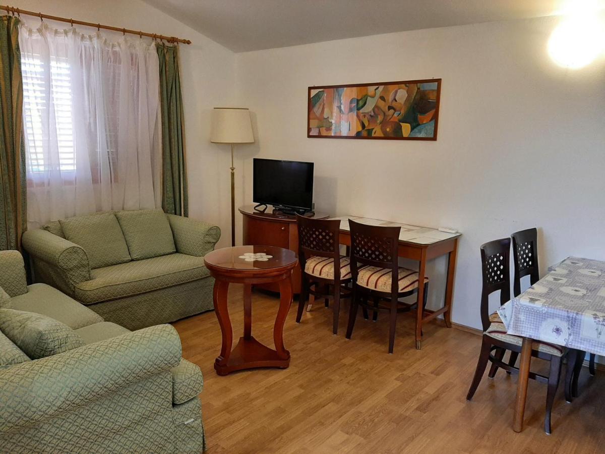 Apartment Marija Vizinada Luaran gambar